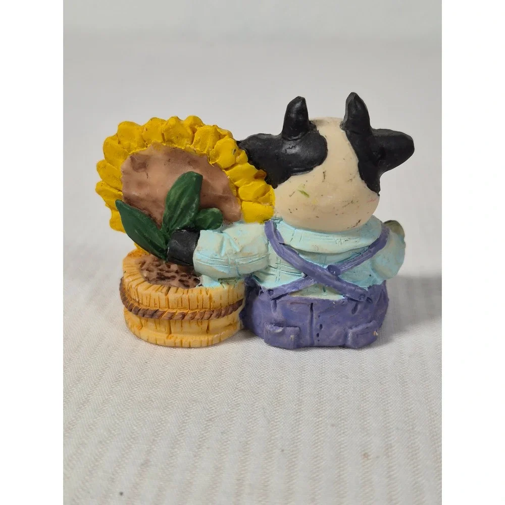 CWI Miniature Cow Figurines with Sunflowers Farmhouse Decor Set of 4 Resin